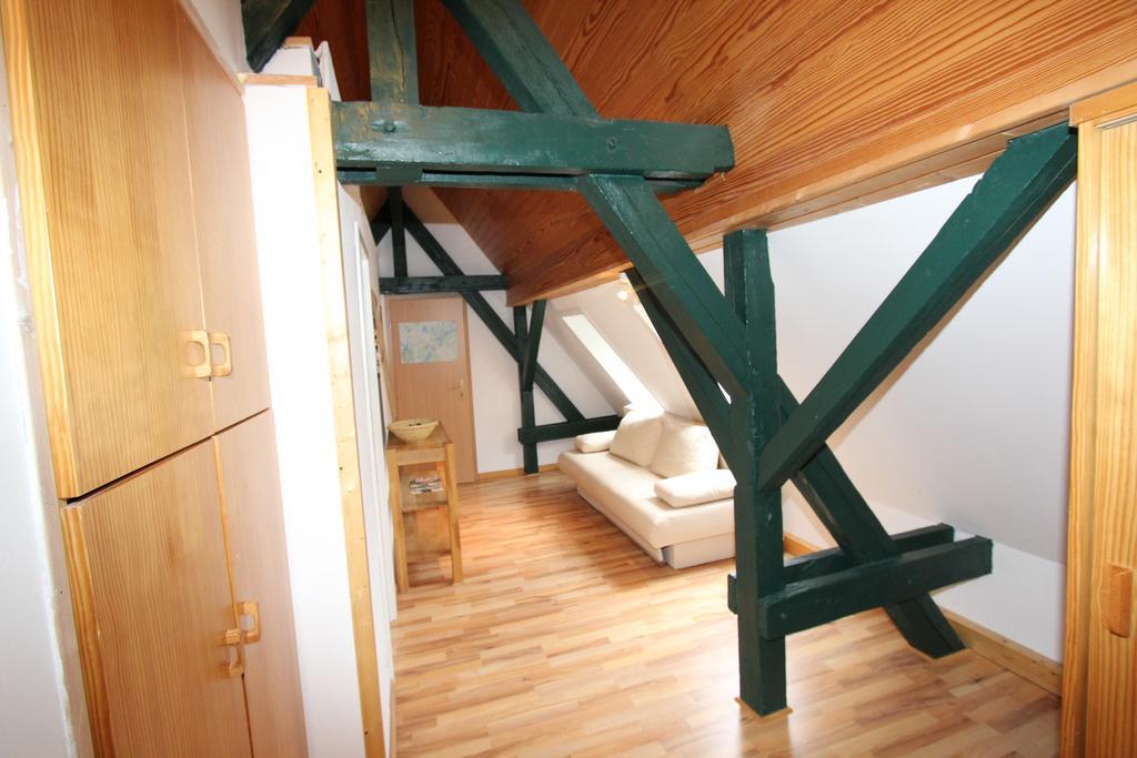 Kunsthaus Kurgan Apartment *